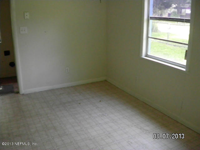 3233 Galilee Road Jacksonville, FL 32207 - Photo 4 of 10 4Diningarea
