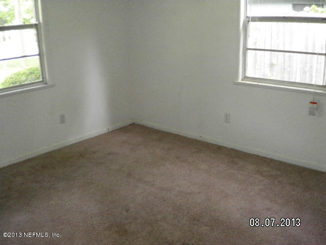 3233 Galilee Road Jacksonville, FL 32207 - Photo 7 of 10 7Bedroom2