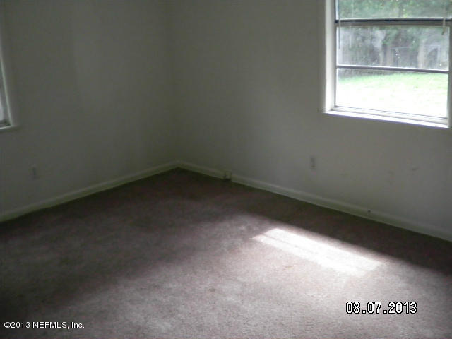 3233 Galilee Road Jacksonville, FL 32207 - Photo 8 of 10 8Bedroom3