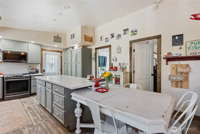 $585,000 | 31410 Orville Road East, Graham, WA 98338