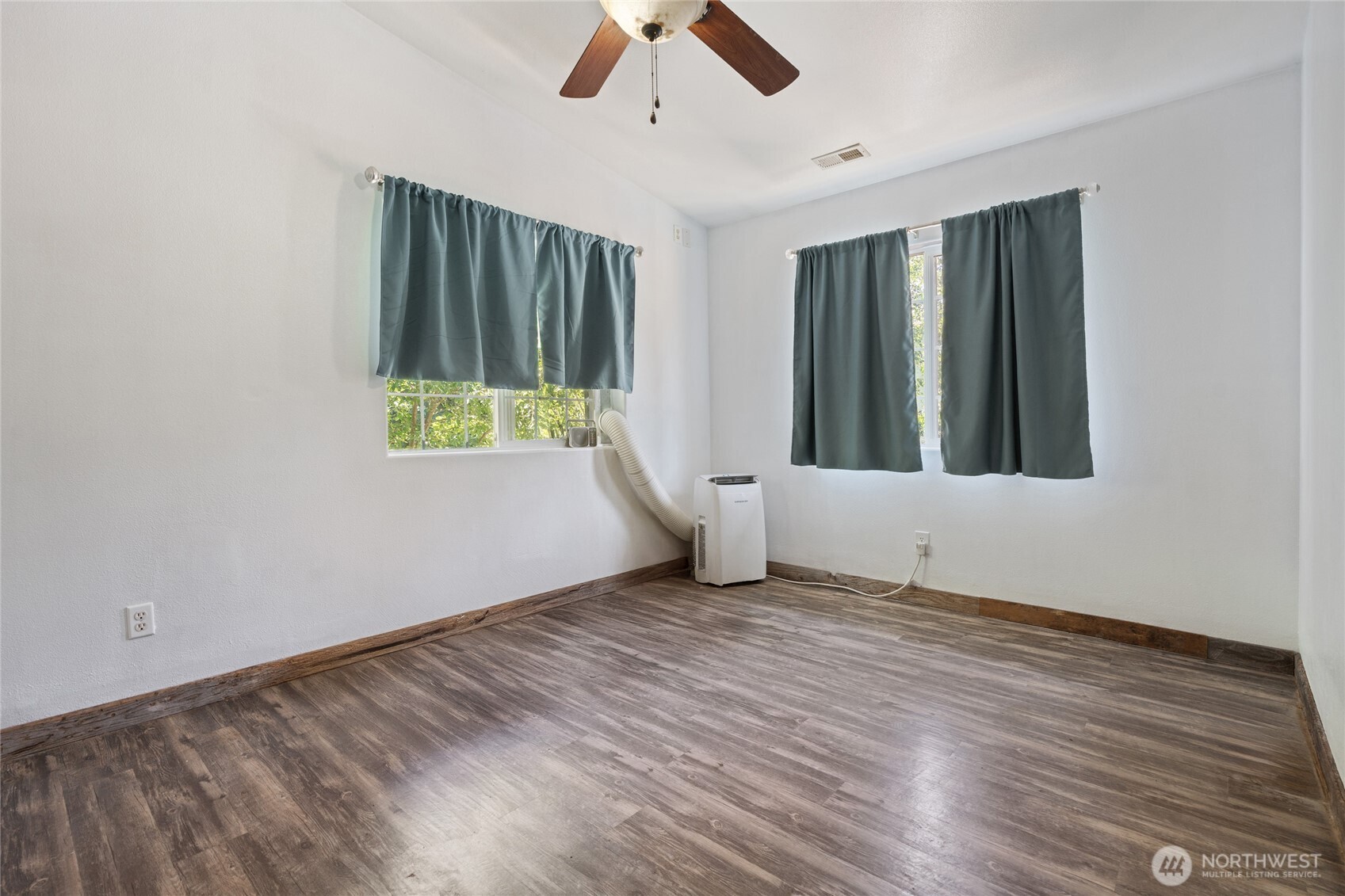 31410 Orville Road East Graham, WA 98338 - Photo 17 of 40