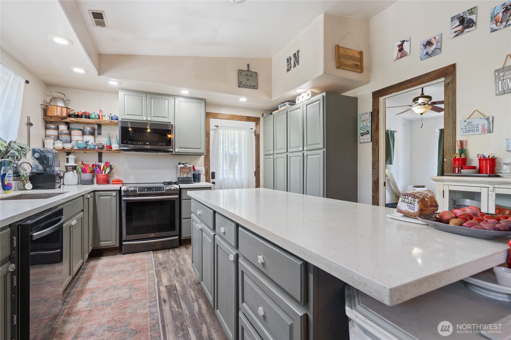 31410 Orville Road East Graham, WA 98338 - Photo 8 of 40