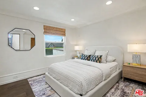 $1,625,000 | 2408 34th Street, Unit 4, Santa Monica, CA 90405