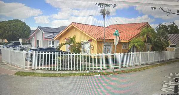 $550,000 | 2501 West 73rd Place, Hialeah, FL 33016