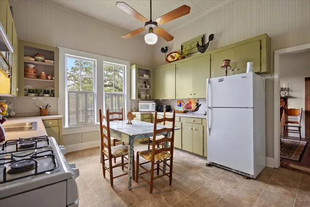 $479,000 | 3350 Mt Pleasant Lane Southeast, Bogue Chitto, MS 39629