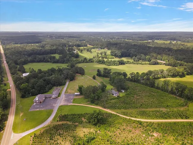 $479,000 | 3350 Mt Pleasant Lane Southeast, Bogue Chitto, MS 39629