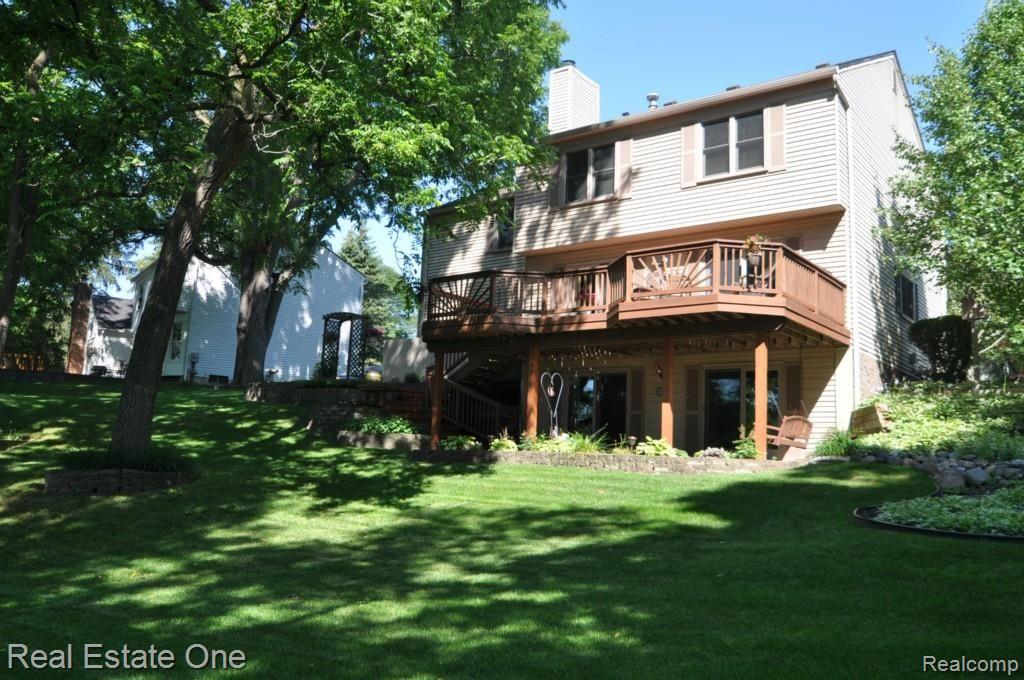 923 Ravine Terrace Drive Rochester, MI 48307 - Photo 30 of 30 30.jpg