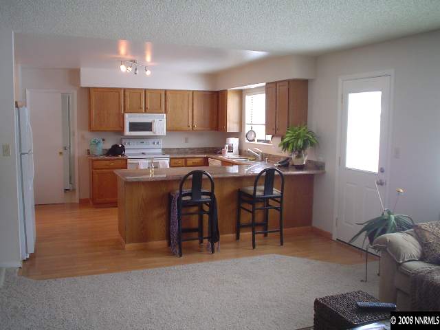 13840 Cochise Drive Reno, NV 89521 - Photo 3 of 9 Photo 3