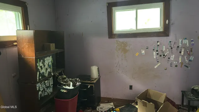 $97,000 | 28 Kellogg Avenue, Schenectady, NY 12304