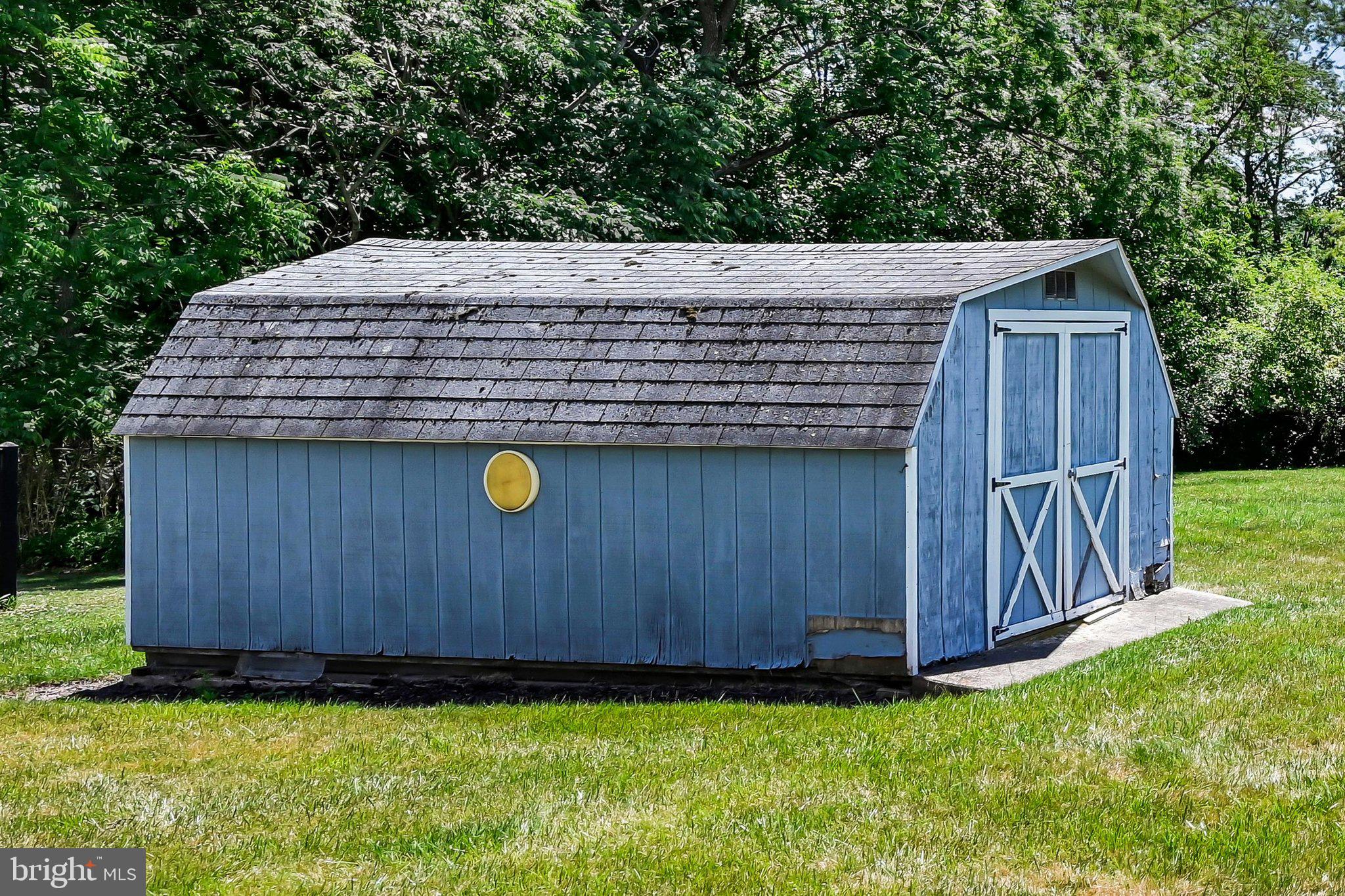 275 Ridge Road Orwigsburg, PA 17961 - Photo 29 of 42 Shed