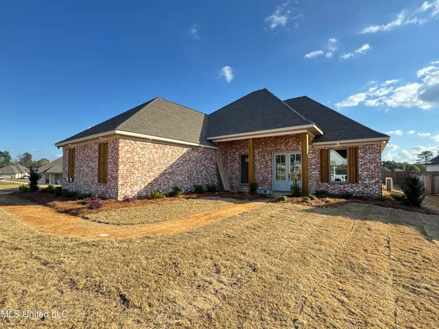 $389,900 | 156 Cornerstone Drive, Brandon, MS 39042