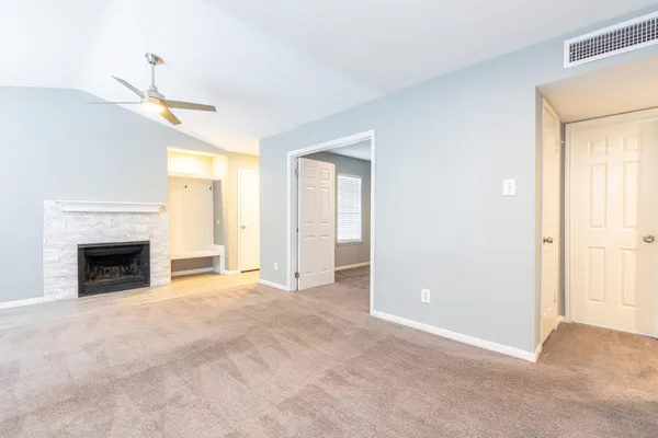$88,988 | 14600 Fonmeadow Drive, Unit 607, Houston, TX 77035