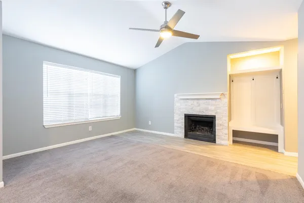 $88,988 | 14600 Fonmeadow Drive, Unit 607, Houston, TX 77035