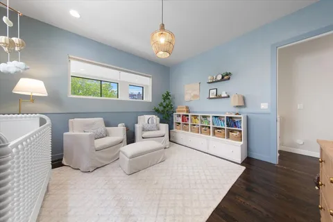 $999,990 | 1718 West Le Moyne Street, Unit 2, Chicago, IL 60622