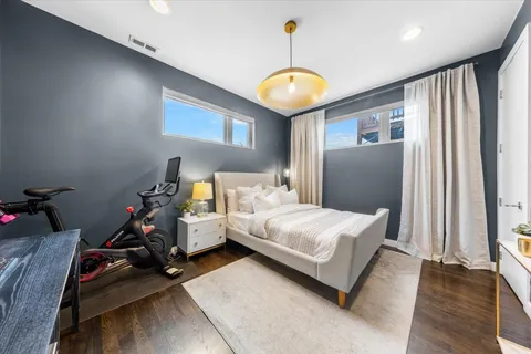 $999,990 | 1718 West Le Moyne Street, Unit 2, Chicago, IL 60622