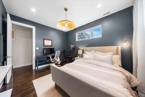 $999,990 | 1718 West Le Moyne Street, Unit 2, Chicago, IL 60622