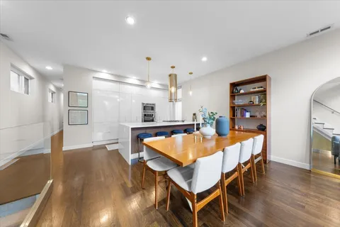 $999,990 | 1718 West Le Moyne Street, Unit 2, Chicago, IL 60622