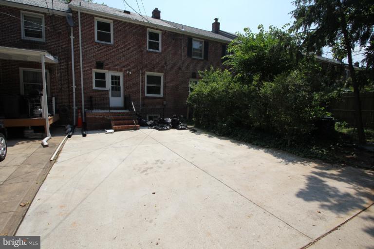 3930 Rexmere Road Baltimore, MD 21218 - Photo 15 of 27 Exterior (Rear)