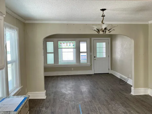 $148,000 | 911 West Cavour Avenue, Fergus Falls, MN 56537