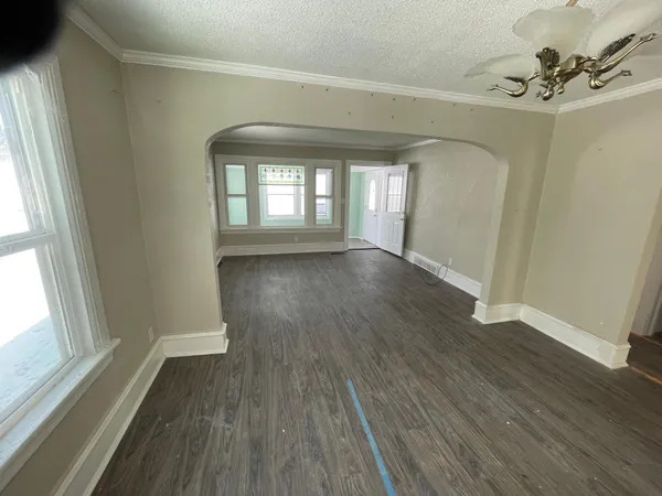 $148,000 | 911 West Cavour Avenue, Fergus Falls, MN 56537