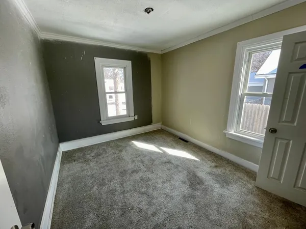 $148,000 | 911 West Cavour Avenue, Fergus Falls, MN 56537