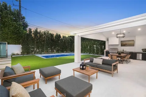 $5,285,000 | 2501 Via Marina, Newport Beach, CA 92660