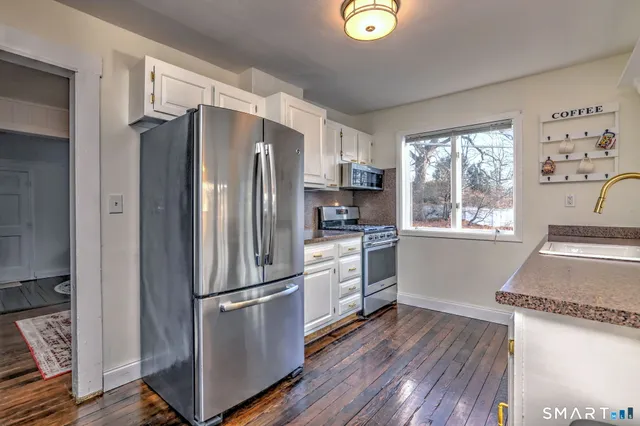 $374,900 | 299 Meadows End Road, Milford, CT 06460