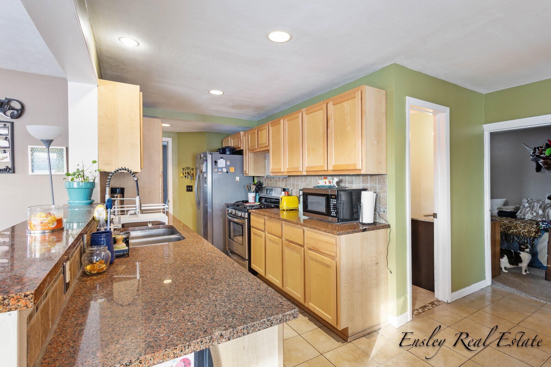 7105 Lessiter Road Northeast Belding, MI 48809 - Photo 17 of 40 19-7105-Lessiter-Rd-NE-Belding-MI-48809-