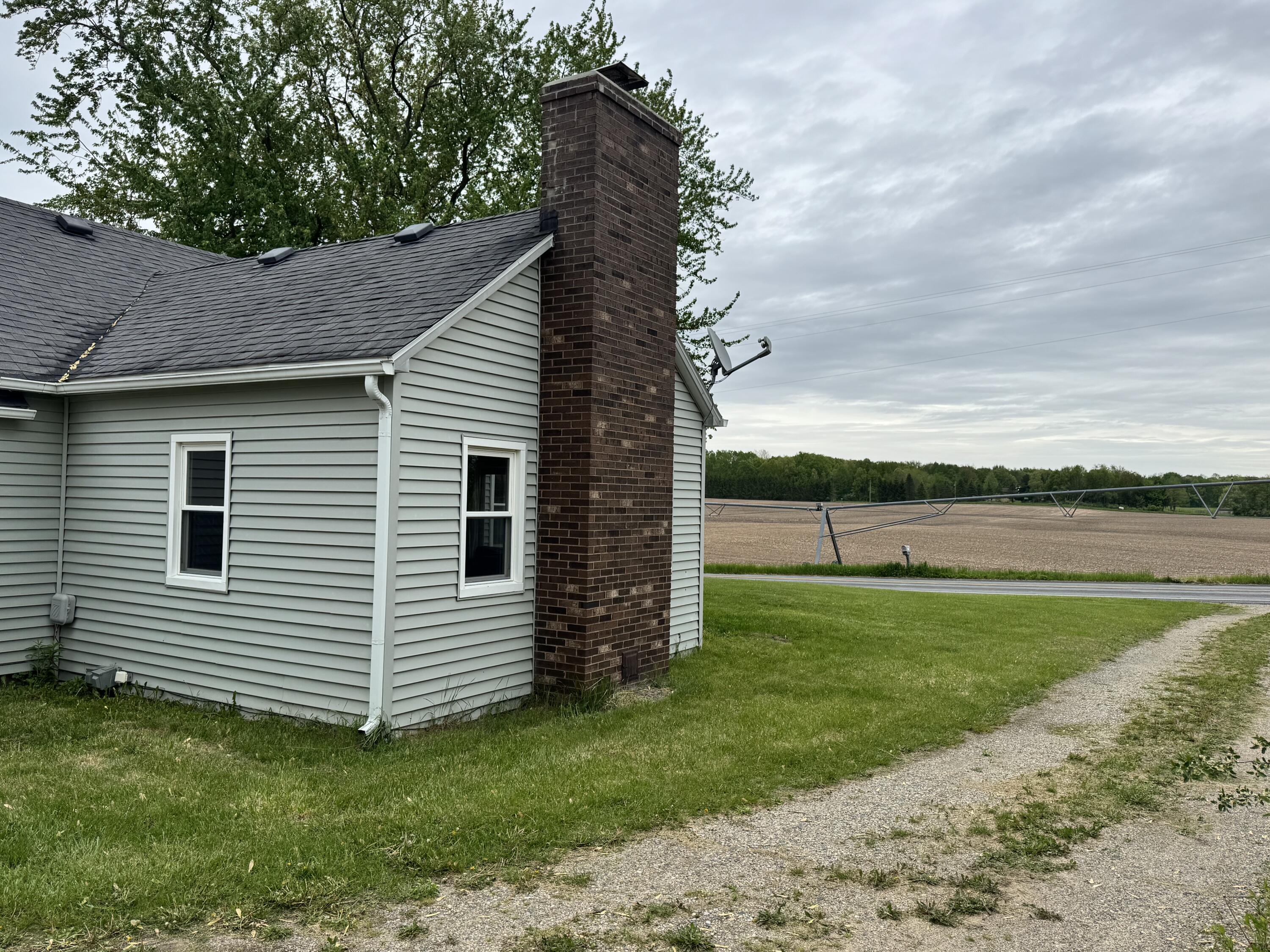 7105 Lessiter Road Northeast Belding, MI 48809 - Photo 6 of 40 IMG_7810