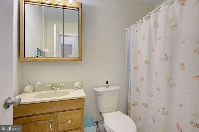 a view of a workspace with furniture