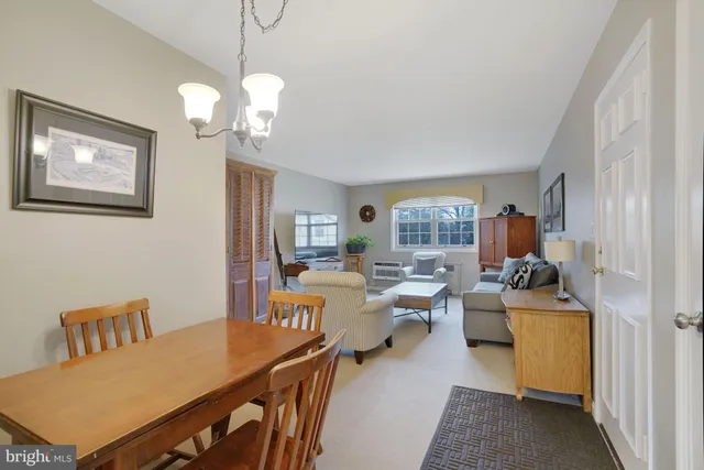 $335,000 | 107 North George Mason Drive, Unit 4, Arlington, VA 22203