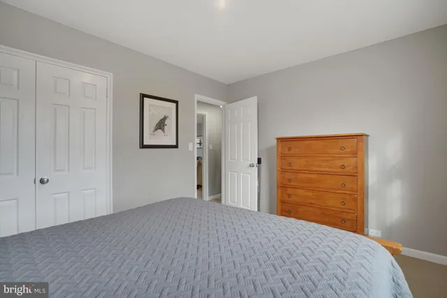 $335,000 | 107 North George Mason Drive, Unit 4, Arlington, VA 22203