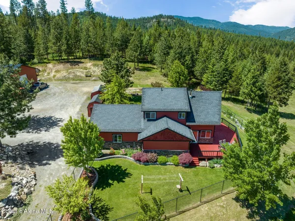 $1,327,499 | 2902 Jewel Lake Road, Sagle, ID 83860