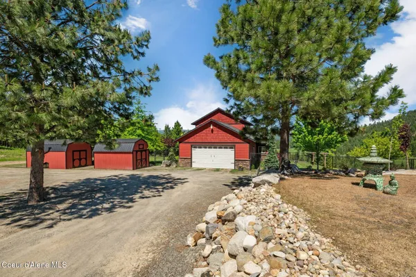 $1,327,499 | 2902 Jewel Lake Road, Sagle, ID 83860