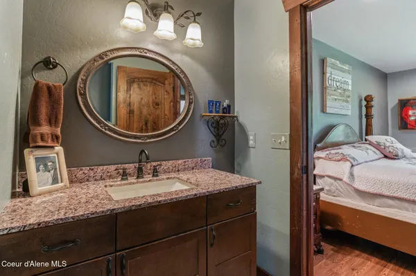 $1,327,499 | 2902 Jewel Lake Road, Sagle, ID 83860