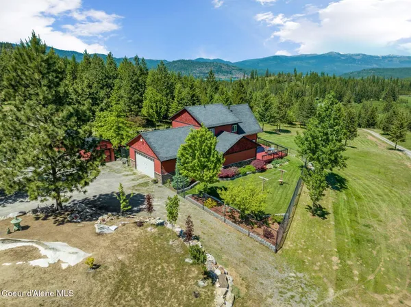 $1,327,499 | 2902 Jewel Lake Road, Sagle, ID 83860