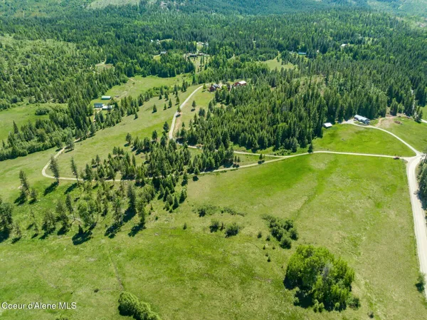 $1,327,499 | 2902 Jewel Lake Road, Sagle, ID 83860