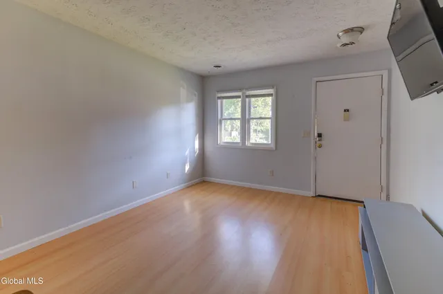 $200,000 | 326 J Cortland Street, Albany, NY 12208