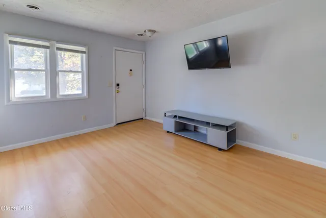 $200,000 | 326 J Cortland Street, Albany, NY 12208