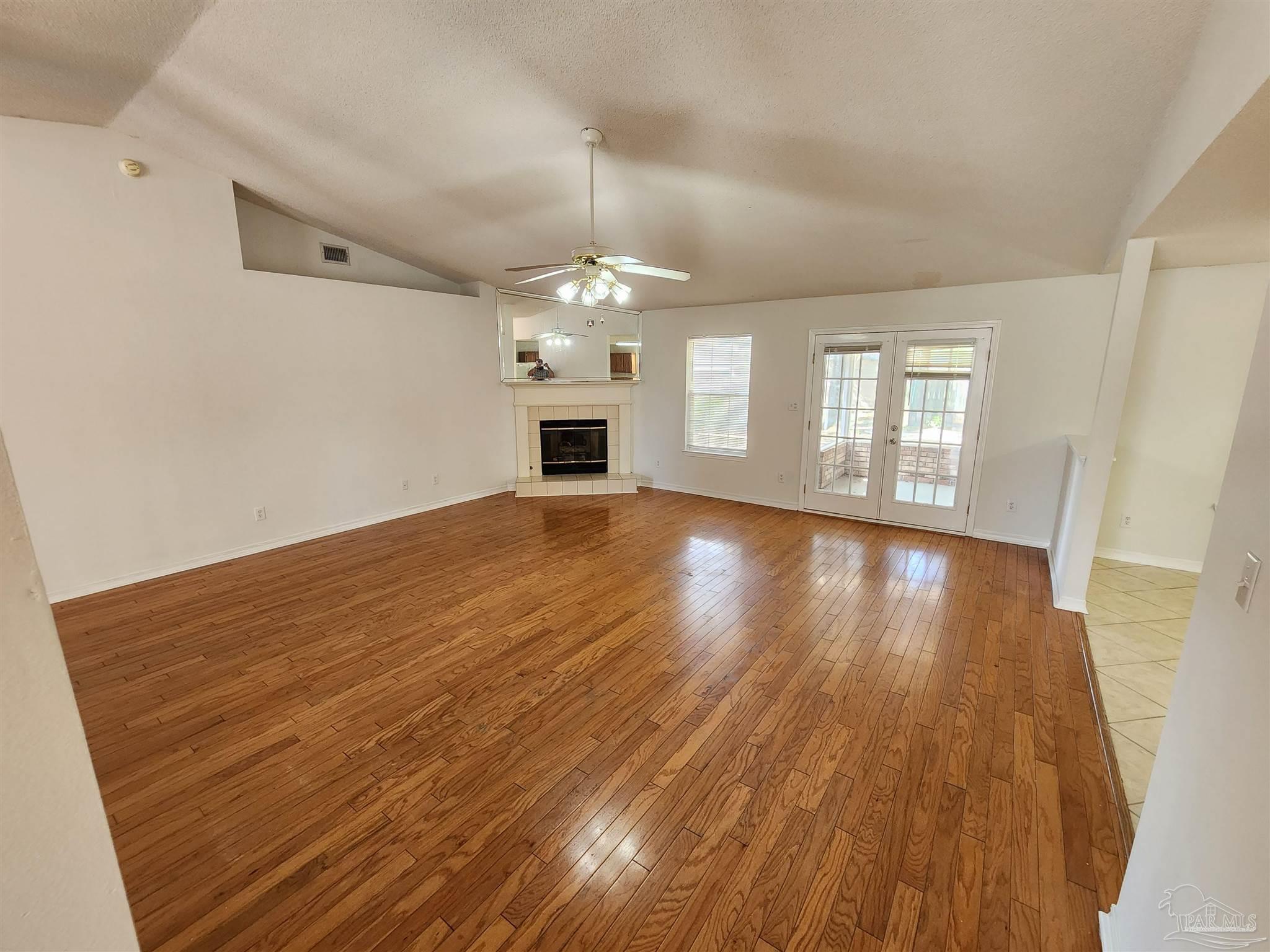 7167 Rampart Way Pensacola, FL 32505 - Photo 4 of 34