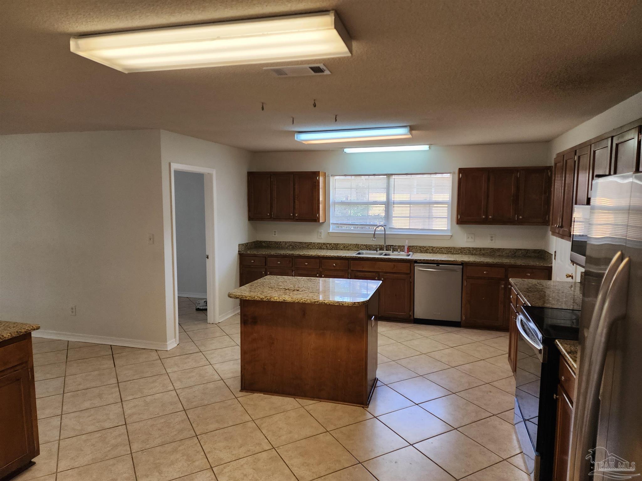 7167 Rampart Way Pensacola, FL 32505 - Photo 8 of 34