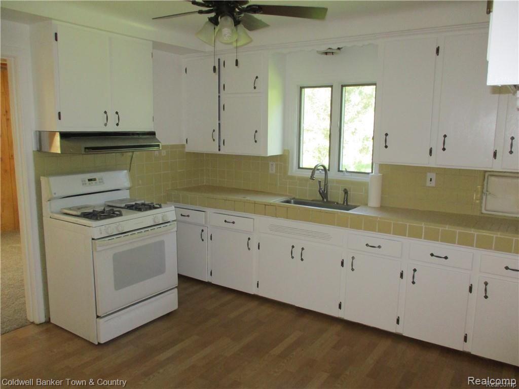 5175 Mack Road Howell, MI 48855 - Photo 11 of 16 GetMedia-10.jpg