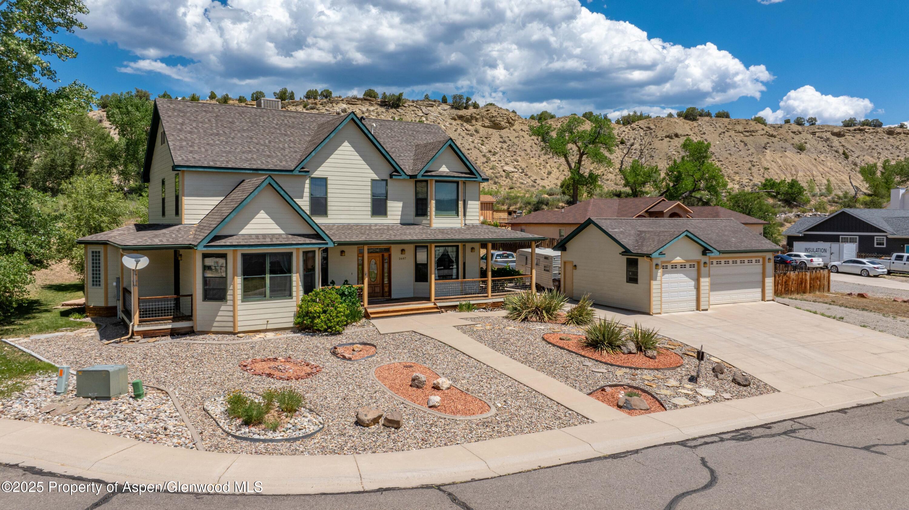 2687 Fairview Heights Court Rifle, CO 81650 - Photo 1 of 40 front view of a house with a view of a house