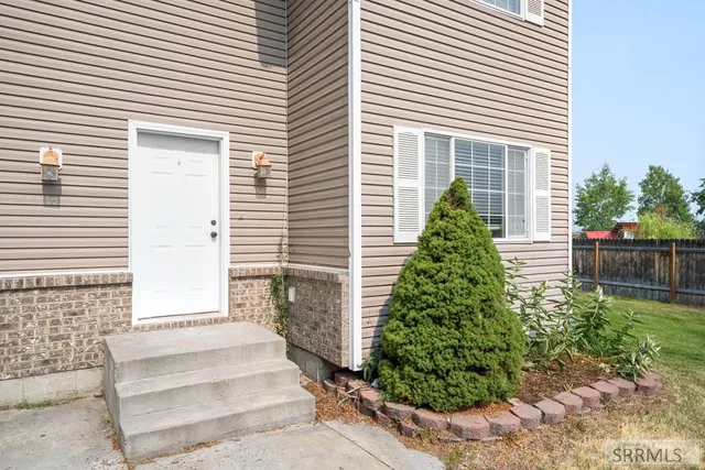 $379,000 | 4221 East 295 North, Rigby, ID 83442