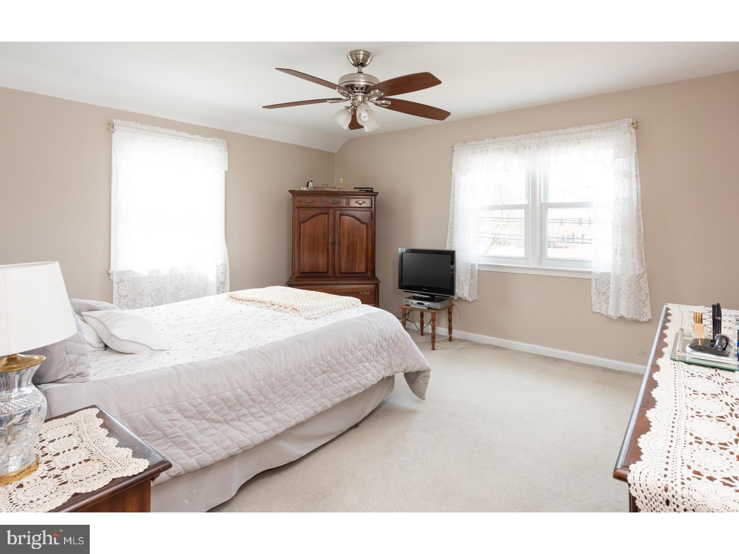 611 Dutton Circle Springfield, PA 19064 - Photo 16 of 28