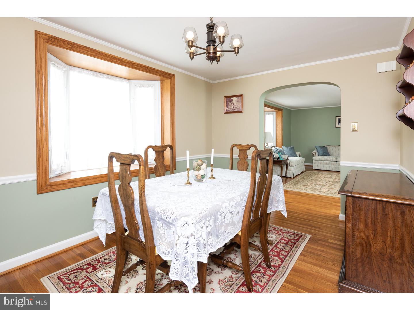 611 Dutton Circle Springfield, PA 19064 - Photo 5 of 28
