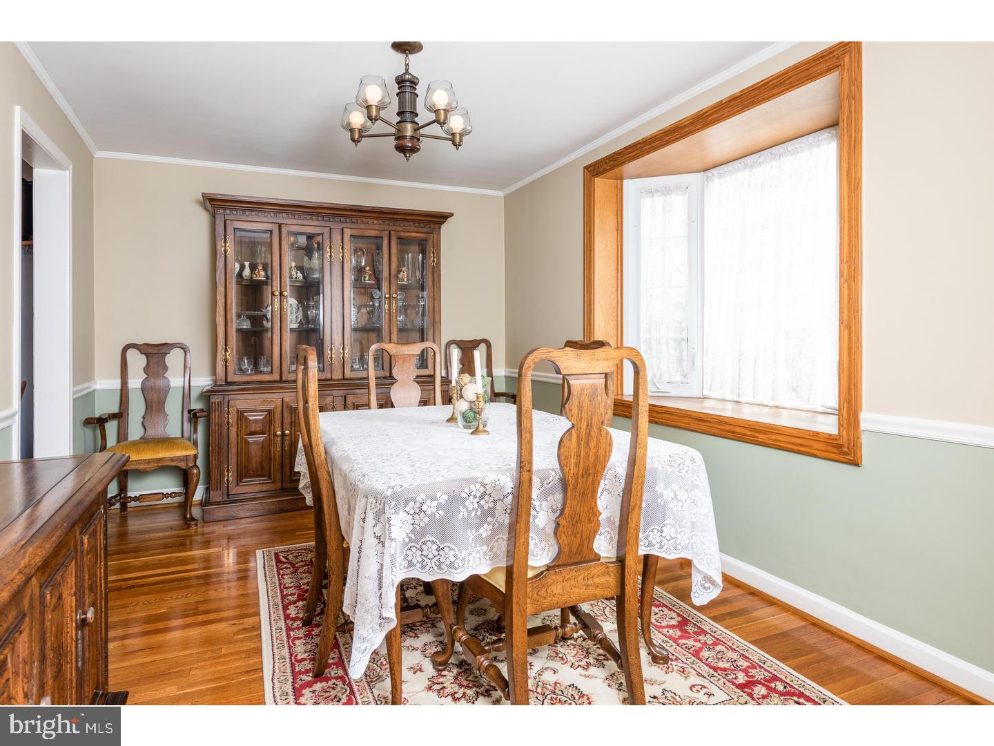 611 Dutton Circle Springfield, PA 19064 - Photo 6 of 28