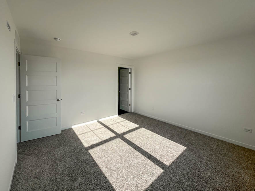 2241 Riesling Road Oswego, IL 60543 - Photo 16 of 39