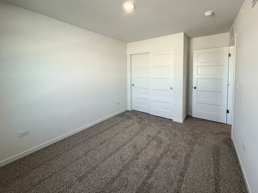 2241 Riesling Road Oswego, IL 60543 - Photo 24 of 39