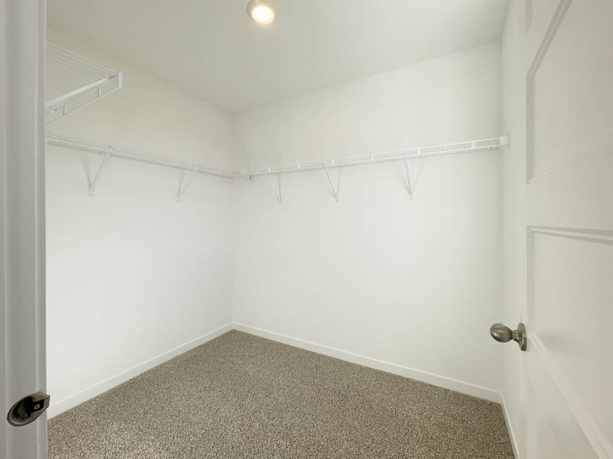 2241 Riesling Road Oswego, IL 60543 - Photo 34 of 39